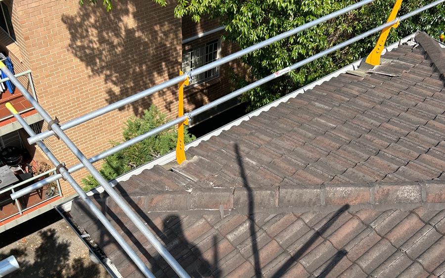 Rent Edge Protection Roof Sydney - Under Tile Bracket